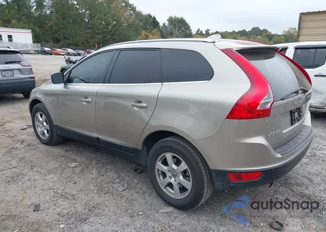 2011 Volvo Xc60 3.2 z USA, uszkodzony, nr VIN YV4952DL9B2208956